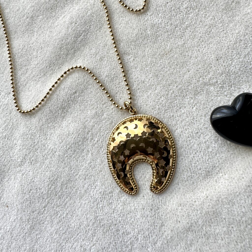 Collier Arthur