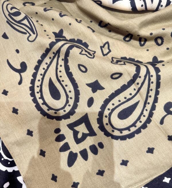 Foulard imprimé bandana 90x90 – Image 3