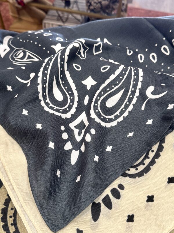Foulard imprimé bandana 90x90 – Image 5