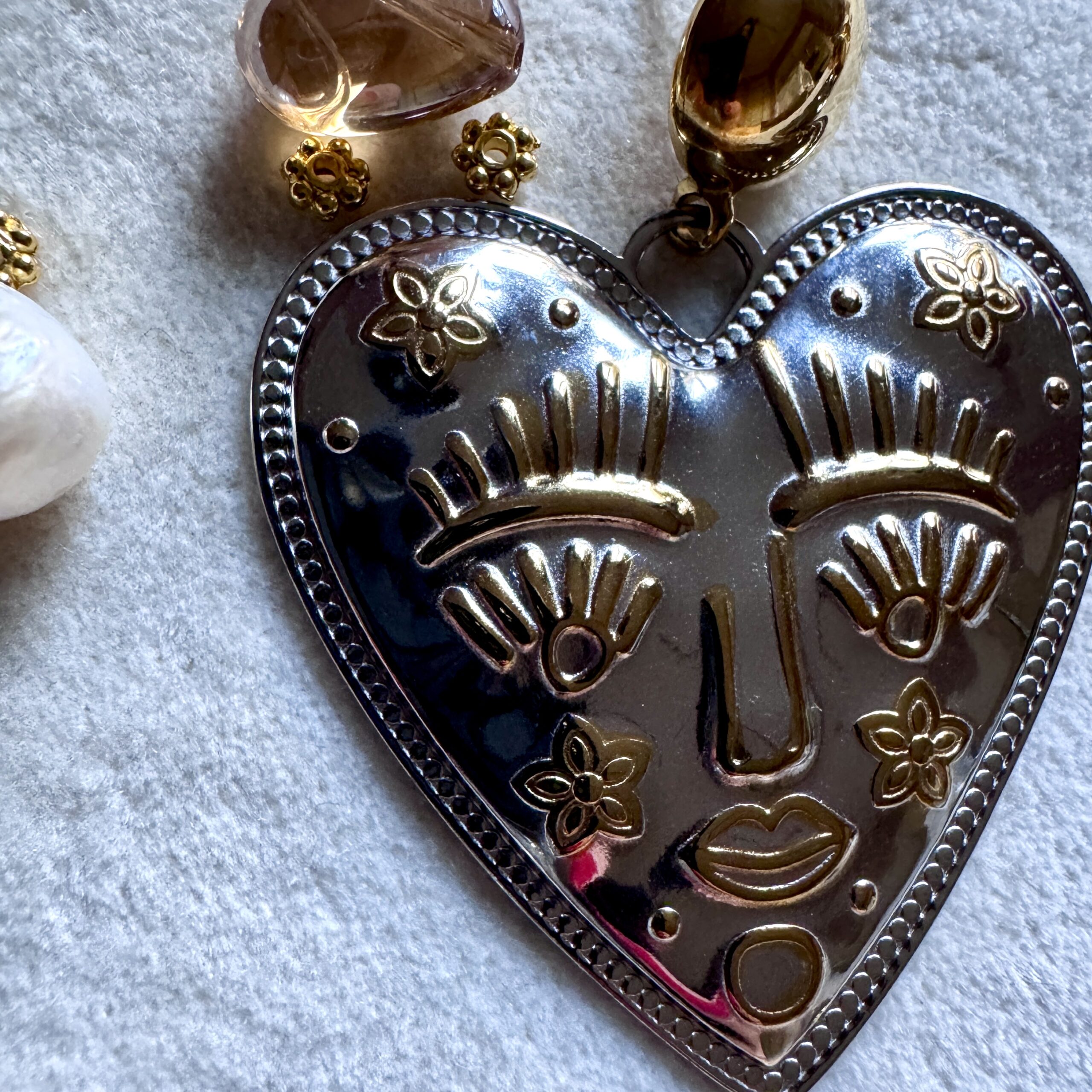 Boucles d'oreilles Coeur Mystique – Image 5