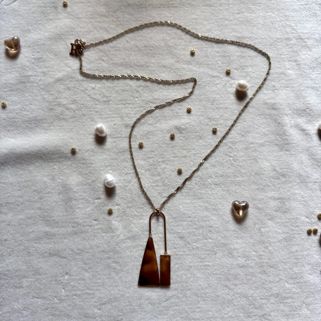 Collier Edgar