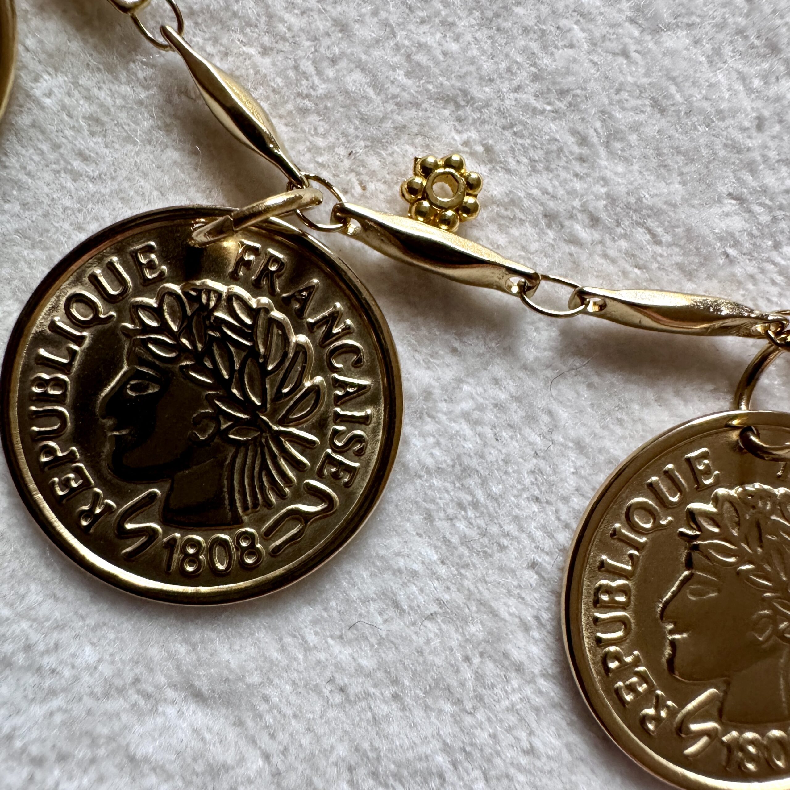 Collier Louis – Image 14