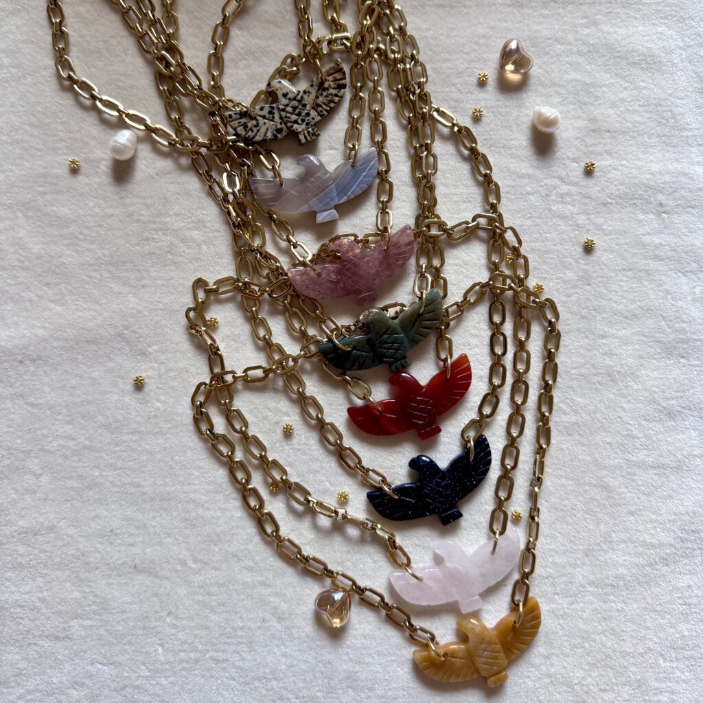 Phénix - Elégant collier aigle en pierre naturelle