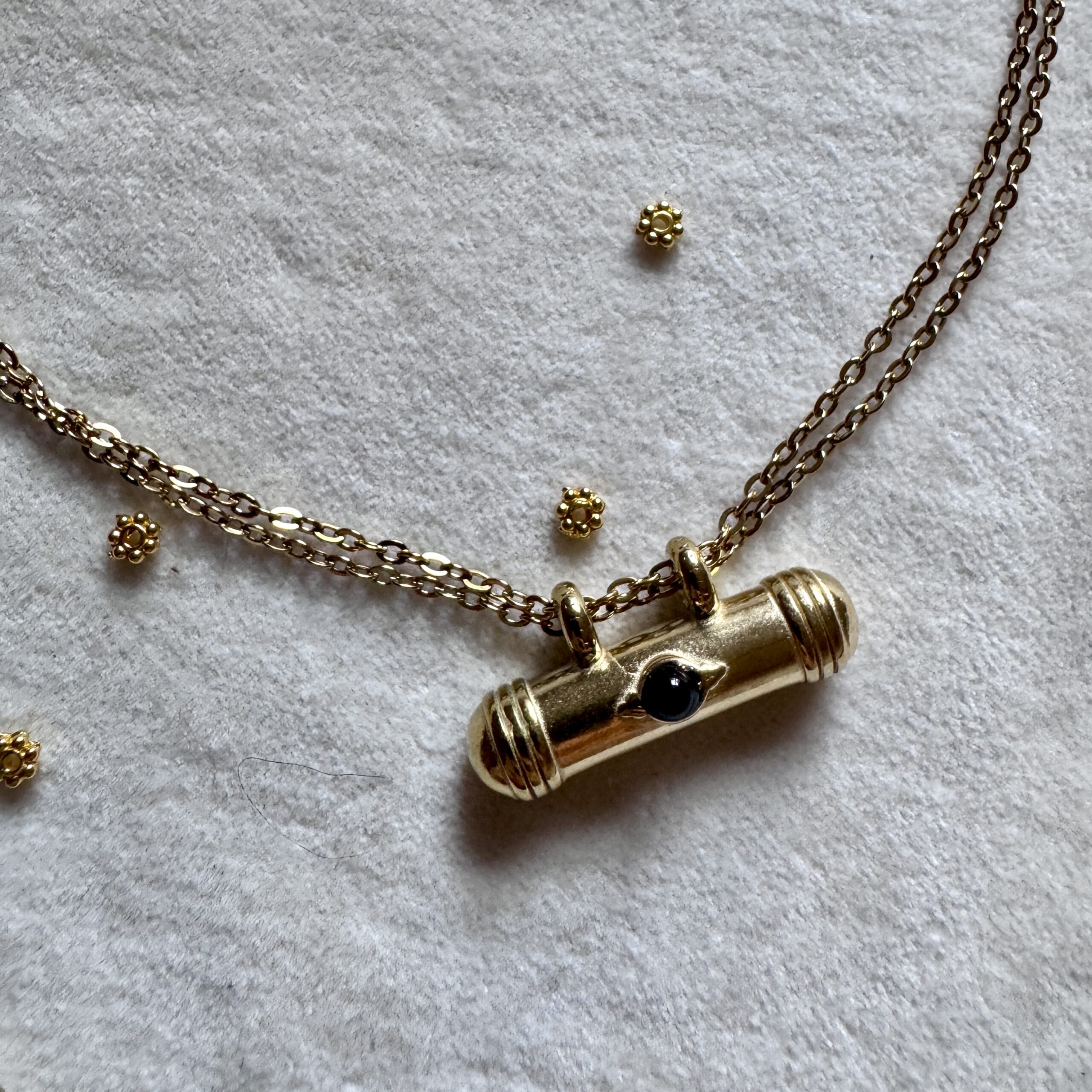 Collier Elliot – Image 6