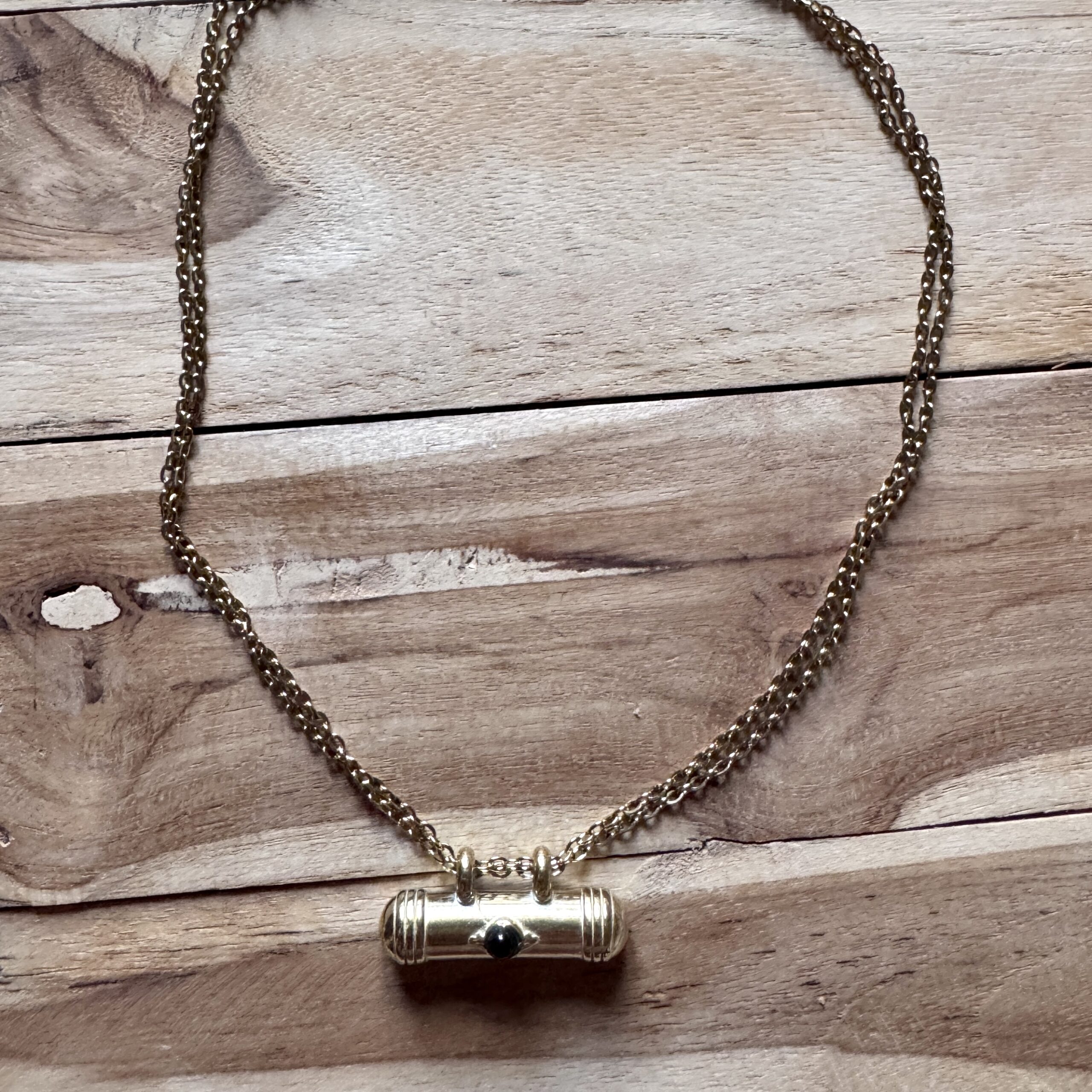 Collier Elliot – Image 4