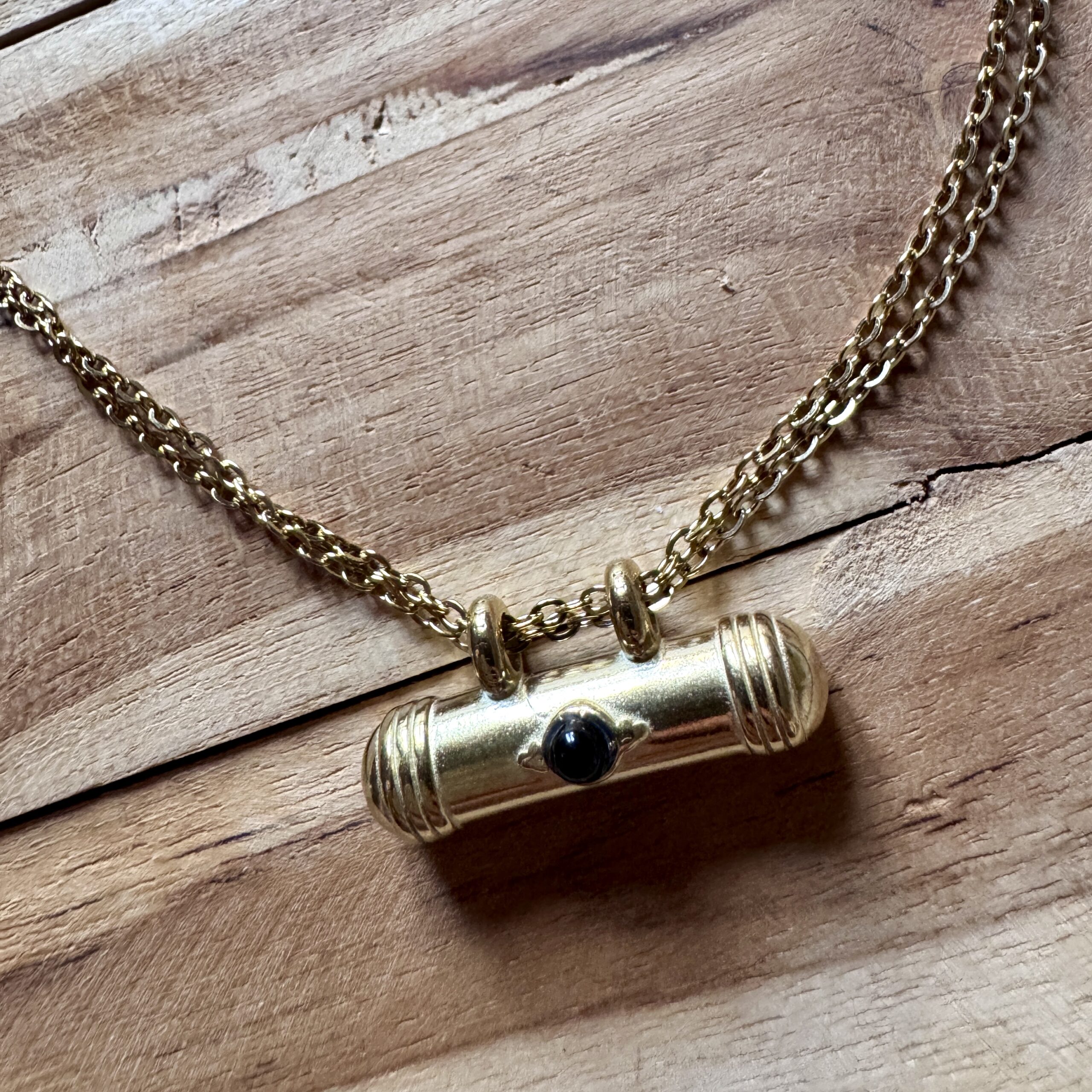 Collier Elliot – Image 3