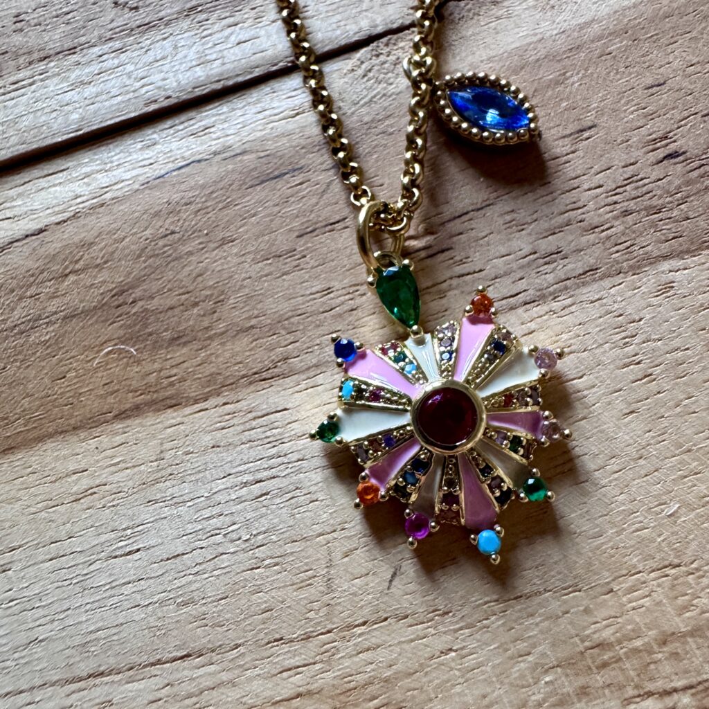 Collier Omar