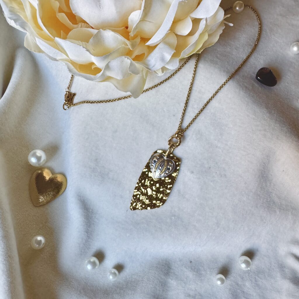 Collier Atman